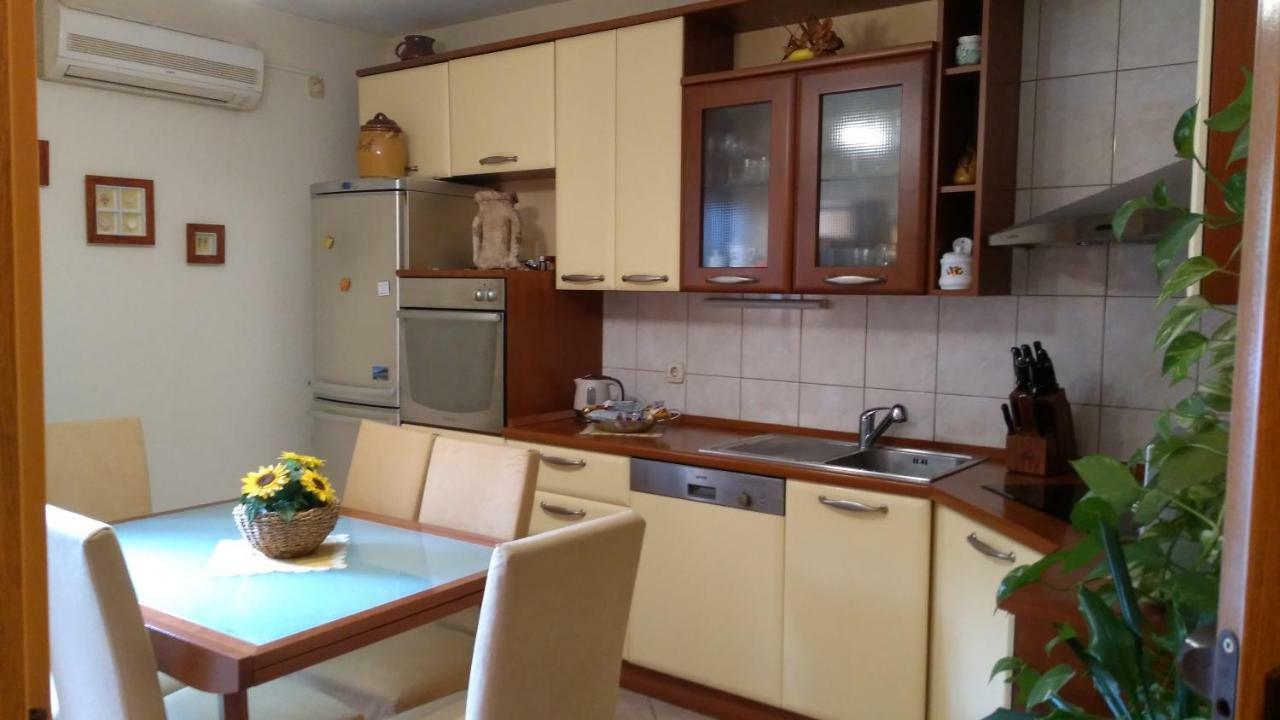 Apartment Tatjana Vis Ngoại thất bức ảnh